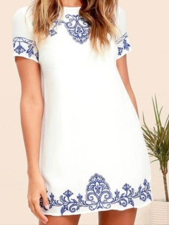 Lulus Dresses & Skirts - Lulus Tale To Tell Blue & Ivory Embroidered Shift Dress Size M